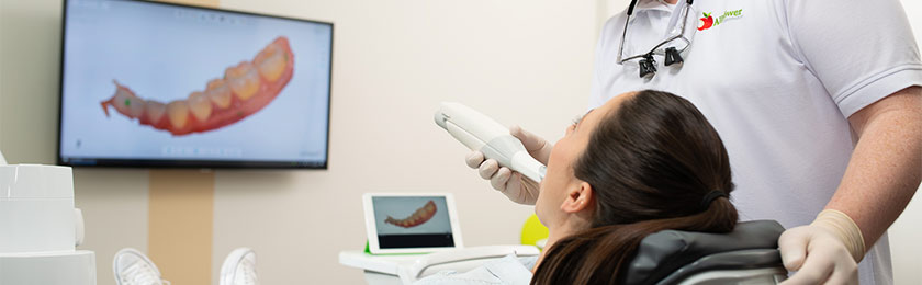 Unauffällige Zahnkorrektur (Kieferorthopädie)